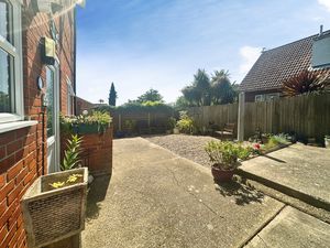 LOWER PARK ROAD- click for photo gallery